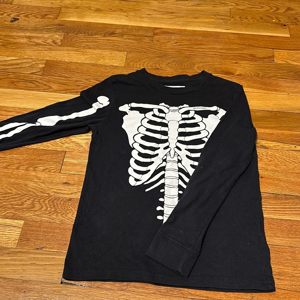 Abercrombie kids long sleeve shirt only worn twice